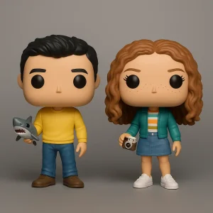 Dos figuras estilo Funko Pop originales, un personaje masculino con suéter amarillo y un personaje femenino con chaqueta verde, posando sobre un fondo neutro.